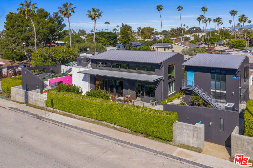 813 Palms BLVD