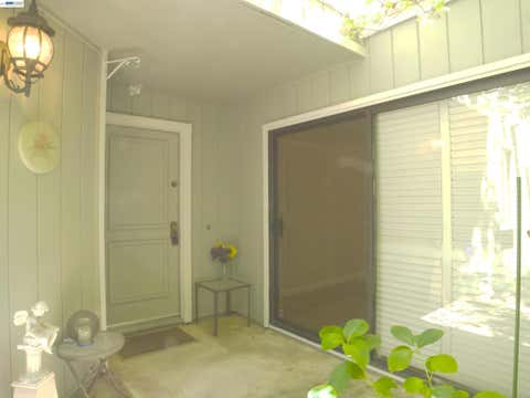 Photo of 5214 5214 Riverdale Ct CT, Pleasanton, CA 94588 (MLS # 41143356)