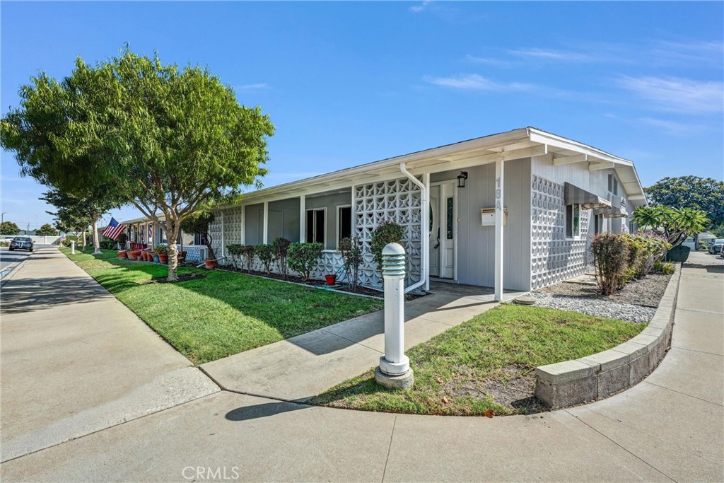 Charming corner end unit in private and peaceful Mutual 3 at Leisure World. Private covered patio and separate dining area. Kitchen and bath each have skylights. Stainless kitchen appliances and sleek wooden cabinets with upgraded hardware and a beautiful glass tile backsplash. High ceilings and bright light make this unit especially inviting. Unit faces West and offers unusual privacy. This community has wonderful amenities such as a 9 hole golf course, community swimming pool, gym, Jacuzzi, dancing and dance lessons, yoga, table tennis, shuffleboard, billiards, pickle ball and bocce ball courts. Amphitheater with scheduled live music concerts, 6 club houses offer a variety of activities including, sewing, crafts, woodshop, Ceramics, lapidary. Over 200 clubs. Leisure World is a 24 hour guard gated community, Also, Library, Health care, credit union, pharmacy, car wash, and food trucks several times a week. Don't miss Taco Tuesday! Too many amenities to mention!
Close to freeways and lots of shopping and restaurants and just a little over a mile to delightful Main Street Seal Beach. Very convenient street parking right in front of unit and one covered parking space near the 2 additional storage units. Also a storage unit attached to patio suitable as a gardening shed or workshop. Must see to appreciate.