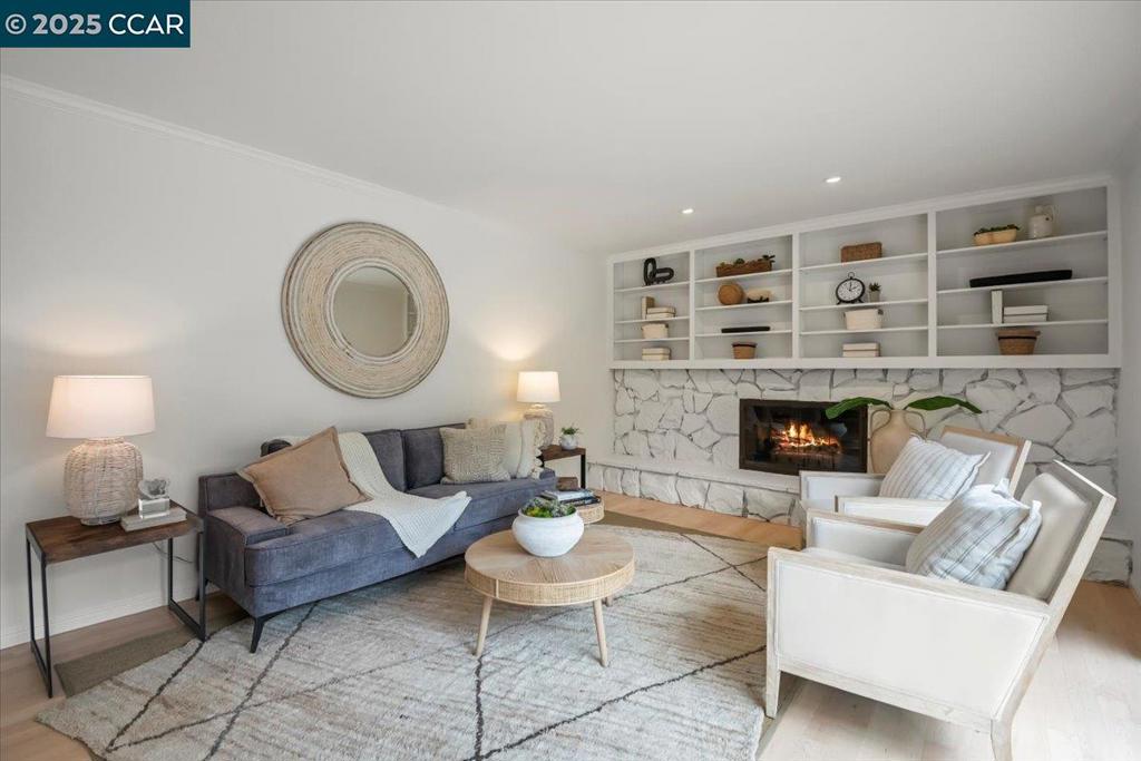 WESTSIDE DANVILL - Residential