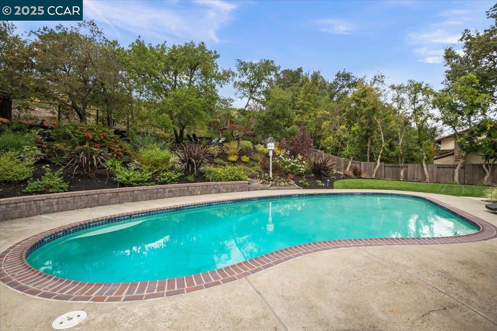 WESTSIDE DANVILL - Residential