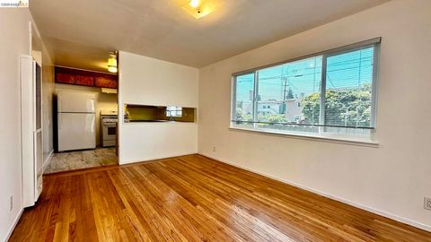 Photo of 1180 Bayview AVE, Oakland, CA 94610 (MLS # 41136049)