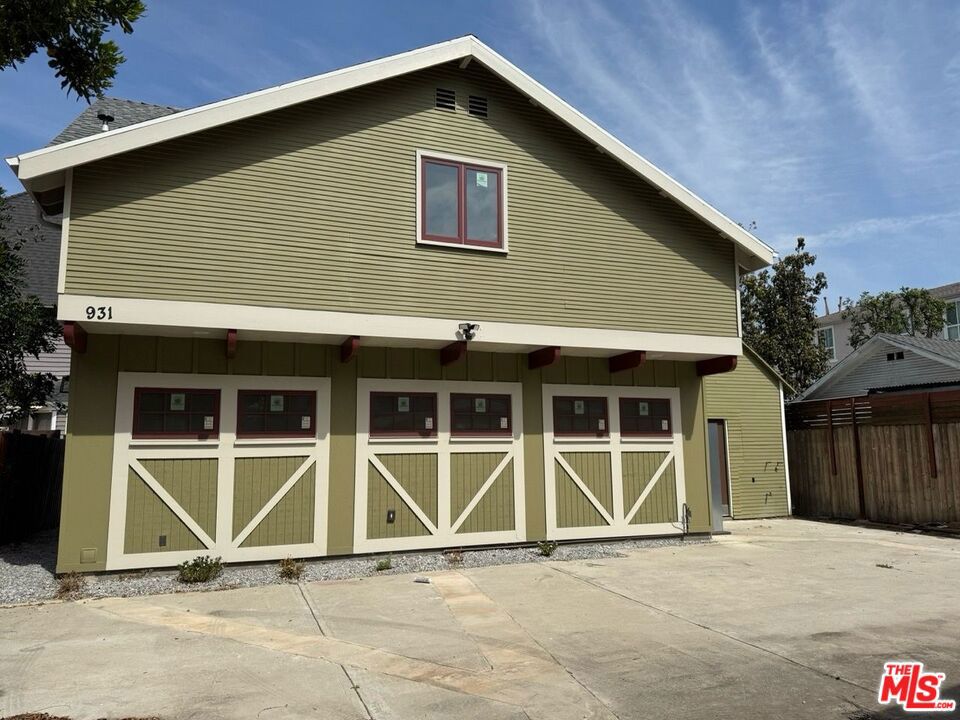 - Residential Lease