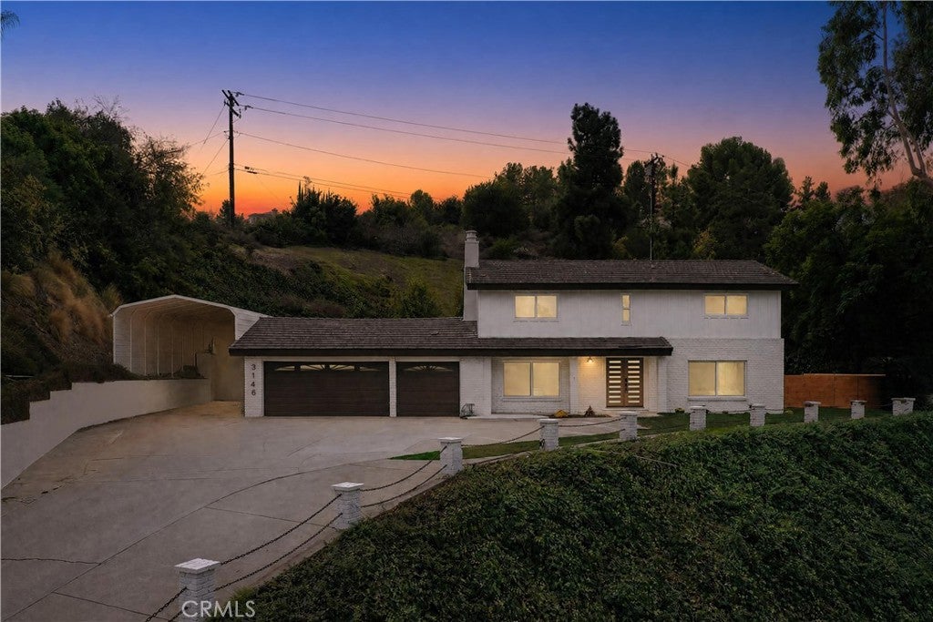 3146 E Los Cerillos Drive DR