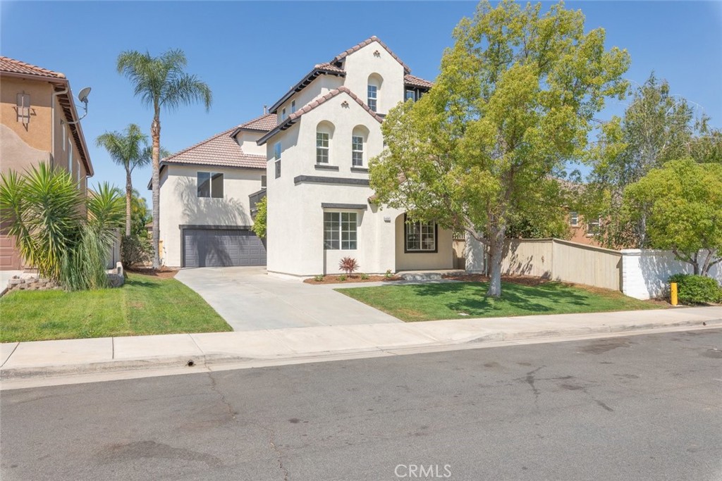 44397 Kingston Drive