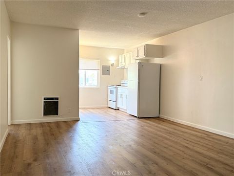 620 Illinois Court 6 El Segundo CA 90245