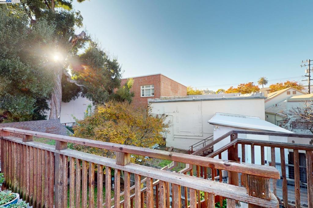 POINT RICHMOND - Residential
