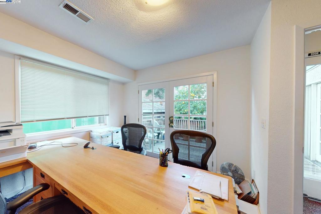 POINT RICHMOND - Residential