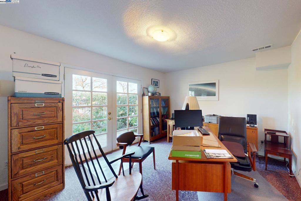 POINT RICHMOND - Residential