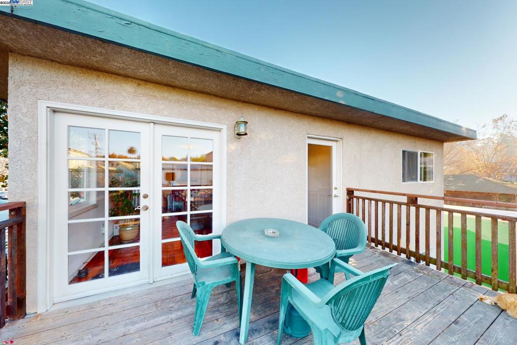 POINT RICHMOND - Residential