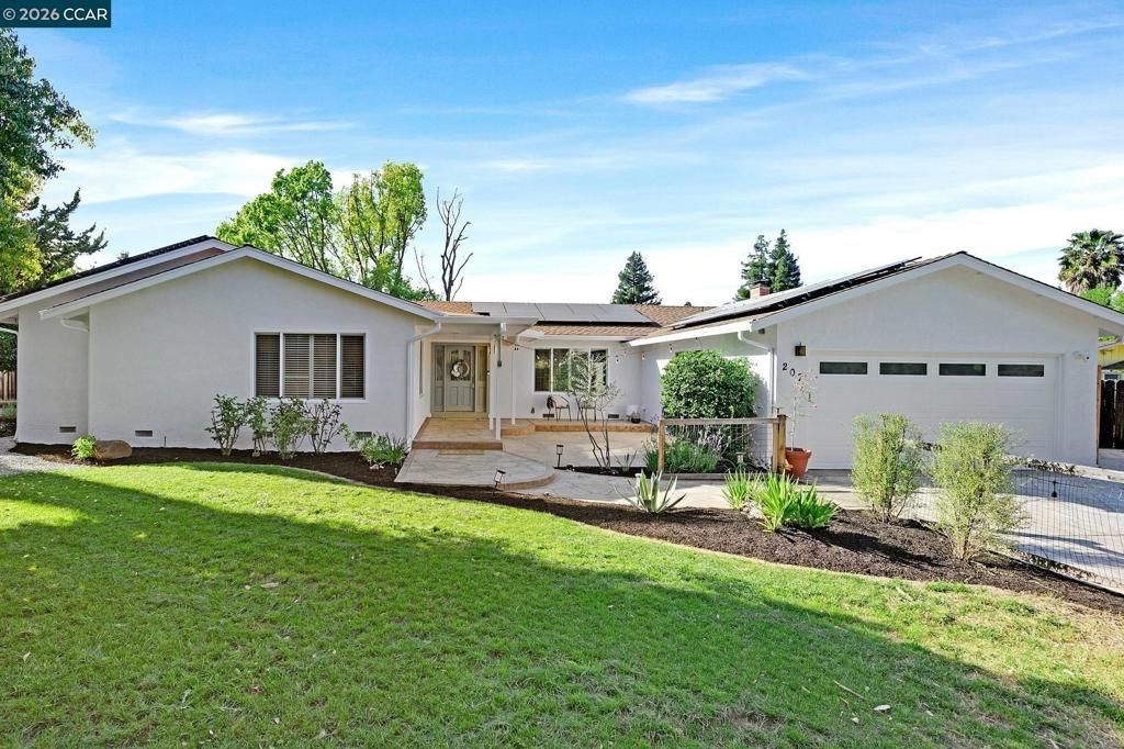 Photo of 207 Normandy Ln Ln, Walnut Creek, CA 94598 (MLS # 41127393)