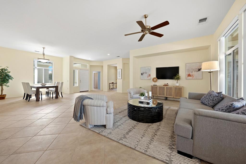 35907 Royal Vista Way