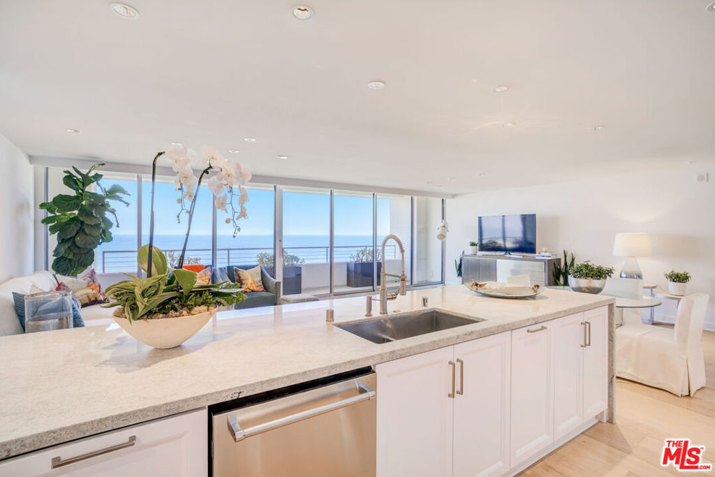 Properties 1 1221 W OCEAN Avenue 507