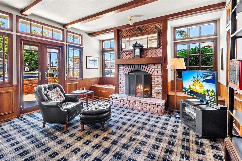 700 Goldenrod, Corona Del Mar CA 92625 - Photo 9