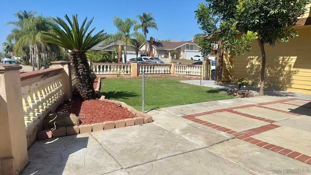 1745 Plaza Crest Ridge Rd