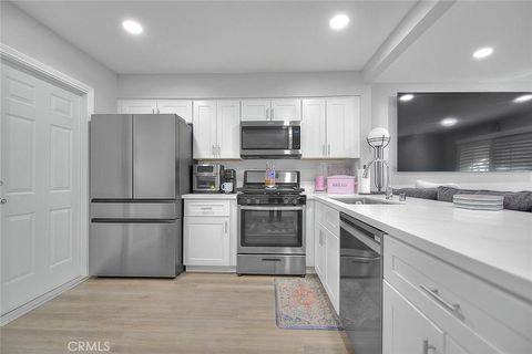 12415 Imperial 41 Norwalk CA 90650