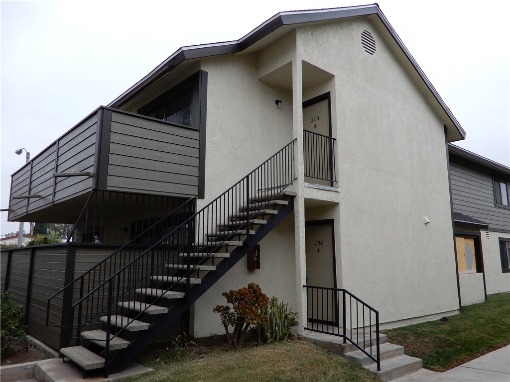 2624 W Porter Avenue 204