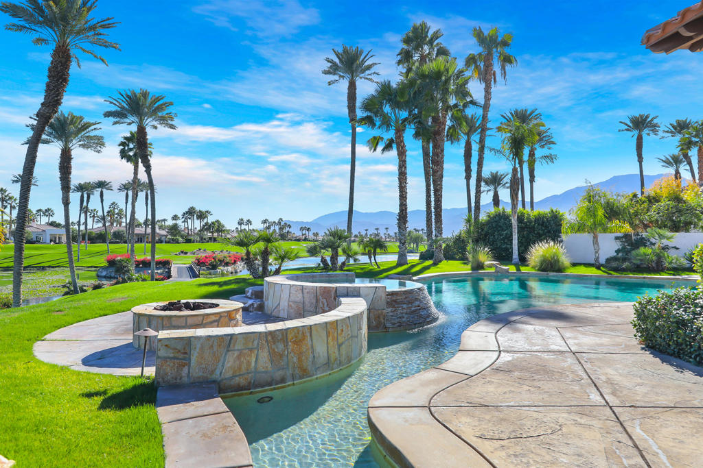 Mountain View CC - Residential Lease