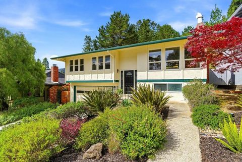 Photo of 1149 Grand Teton Drive, Pacifica, CA 94044 (MLS # ML82044314)