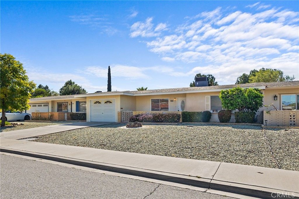 Photo of 28245 Windsor Dr, Menifee, CA 92586 (MLS # SW26057798)