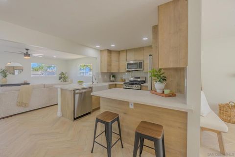10805 Eberly Ct San Diego CA 92126