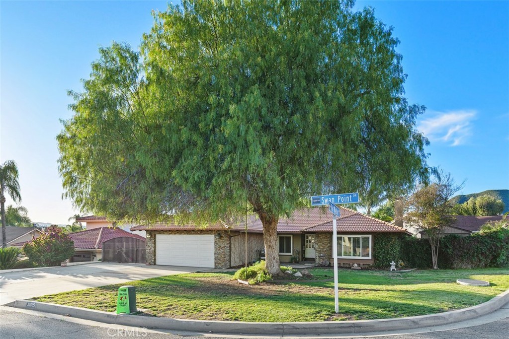 30005 Swan Point Dr.