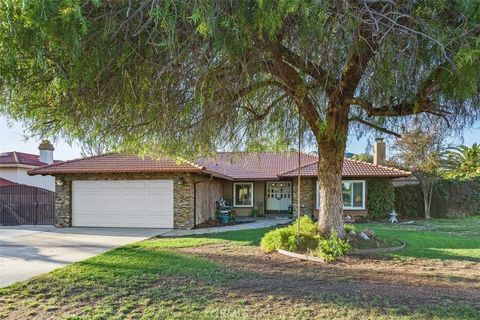 30005 Swan Point Dr. Canyon Lake CA 92587
