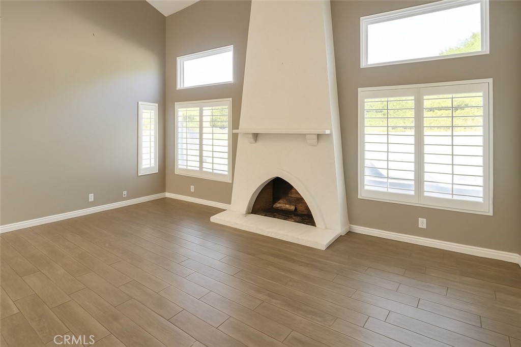 Springhurst (SHUR) - Residential Lease