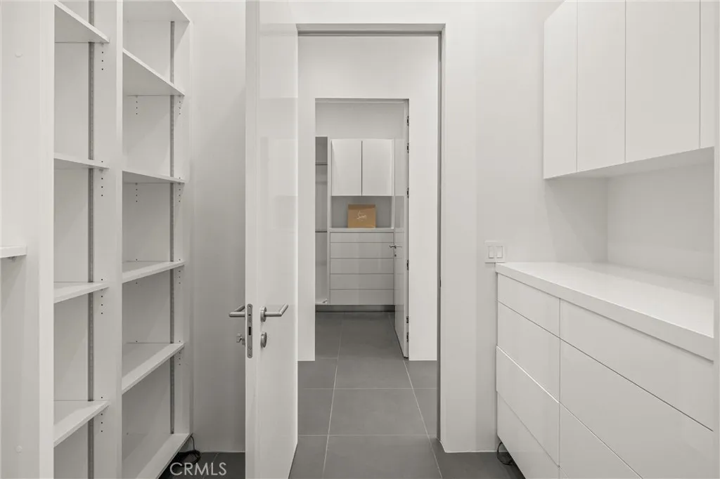 Paso Robles, California 93446, United States, 4 Bedrooms Bedrooms, ,5 BathroomsBathrooms,Residential,Active,38191