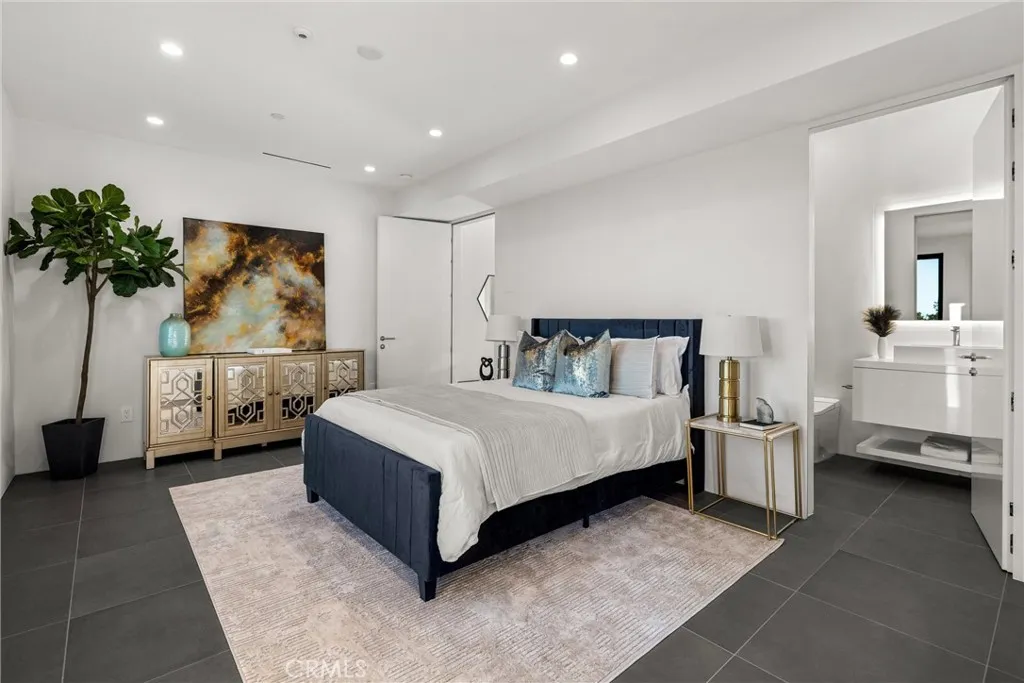 Paso Robles, California 93446, United States, 4 Bedrooms Bedrooms, ,5 BathroomsBathrooms,Residential,Active,38191