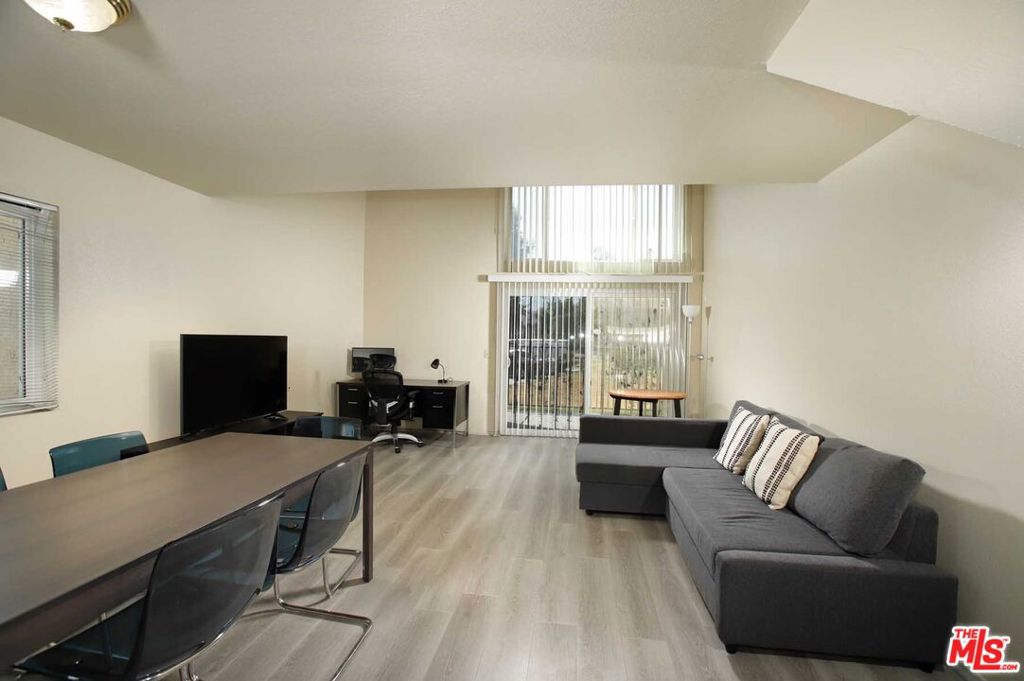 Fully Remodeled, Move-In Ready Condo in Colton!Welcome to 936 E Fairway Dr #23 a beautifully updated condo in a quiet, well-maintained community. This turnkey home features a brand-new kitchen with modern cabinetry and countertops, new flooring throughout, new dual-pane windows, and a new AC system for year-round comfort. Bright and open layout with stylish finishes throughout. Conveniently located near shopping, freeway access, and just minutes from Loma Linda University and Medical School ideal for students, staff, or medical professionals. A perfect opportunity for first-time buyers, investors, or anyone seeking low-maintenance living in a prime location!