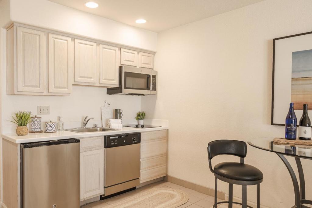 302 Seascape Resort Drive