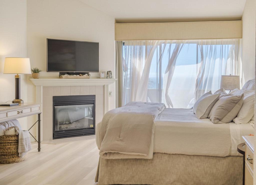 302 Seascape Resort Drive