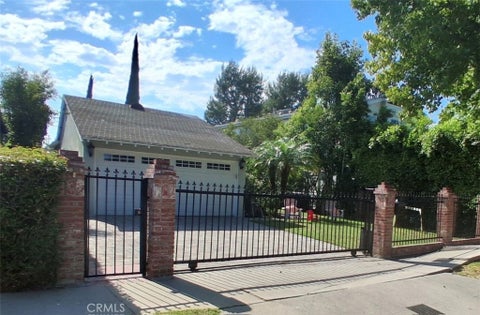Photo of 4419 Calhoun AVE, Sherman Oaks, CA 91423 (MLS # SR26171602)