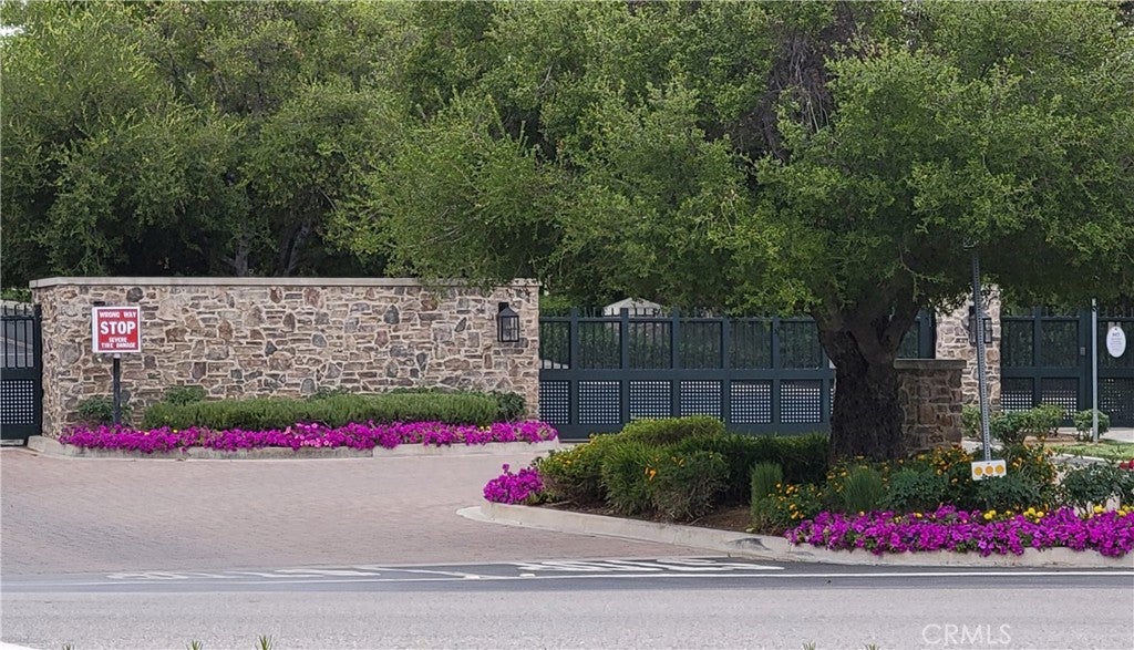 26807 Cottonwood Court