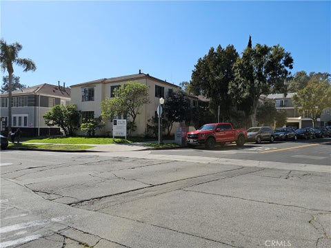 Photo of 581 Levering Avenue #581, Westwood Century City, CA 90024 (MLS # SB26219627)