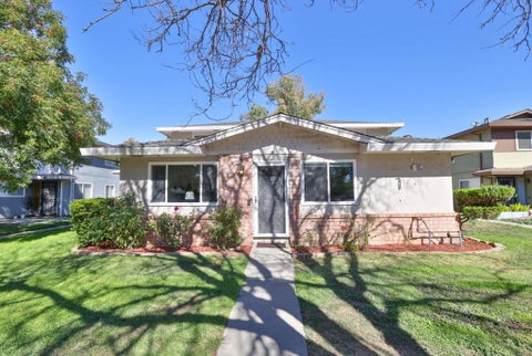 Photo of 207 Coy Drive #1, San Jose, CA 95123 (MLS # ML82064743)