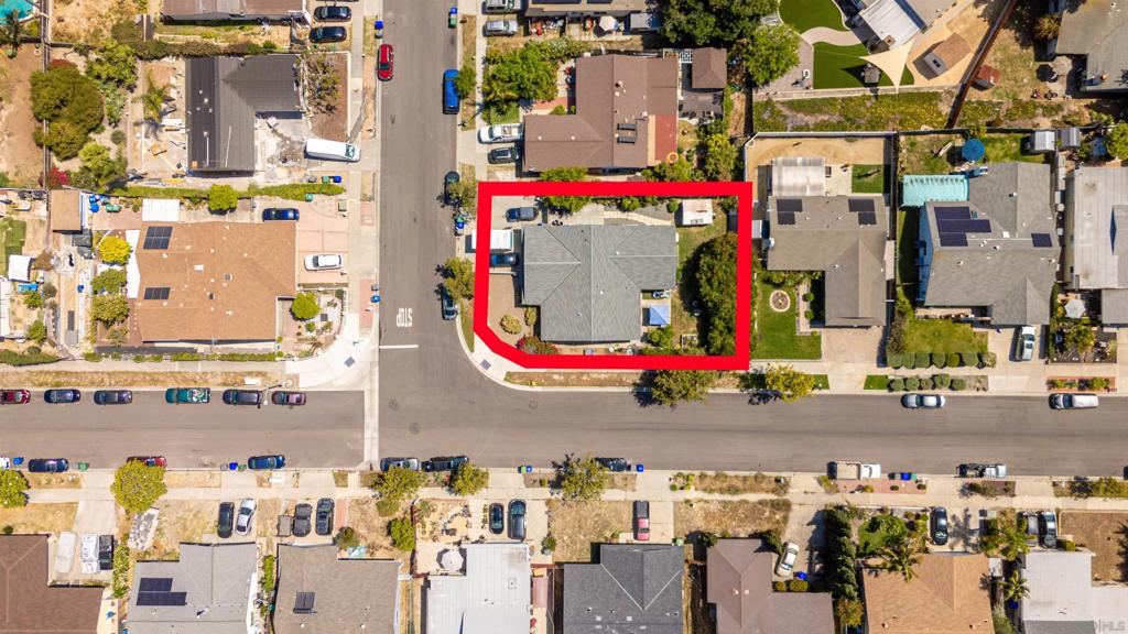 2701 Harriet St