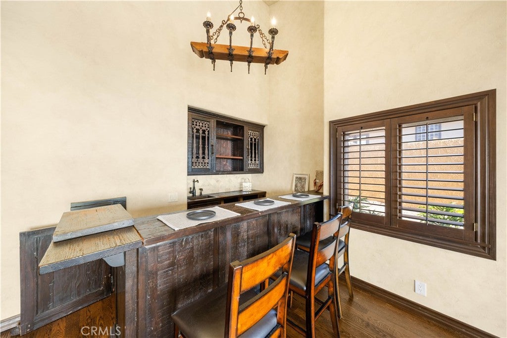 Palos Verdes Estates, California, 90274, United States, 4 Bedrooms Bedrooms, ,3 BathroomsBathrooms,Residential,Active,2038603