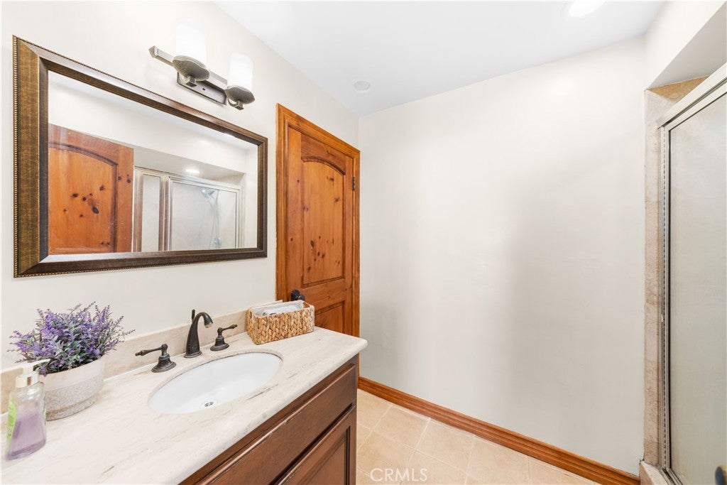 Palos Verdes Estates, California, 90274, United States, 4 Bedrooms Bedrooms, ,3 BathroomsBathrooms,Residential,Active,2038603