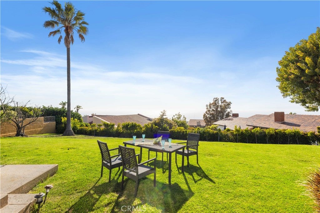 Palos Verdes Estates, California, 90274, United States, 4 Bedrooms Bedrooms, ,3 BathroomsBathrooms,Residential,Active,2038603