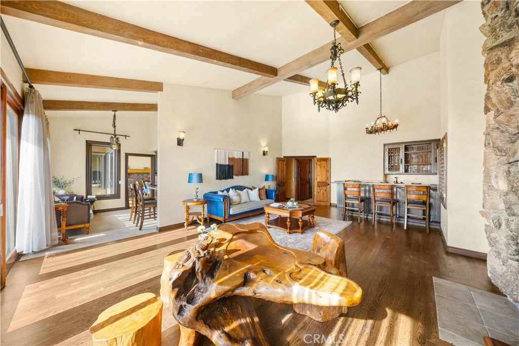 Palos Verdes Estates, California, 90274, United States, 4 Bedrooms Bedrooms, ,3 BathroomsBathrooms,Residential,Active,2038603