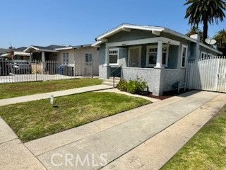 323 W 82nd Street, Los Angeles CA 90003