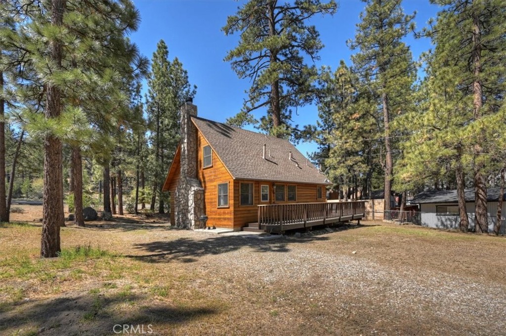 1012 E Country Club