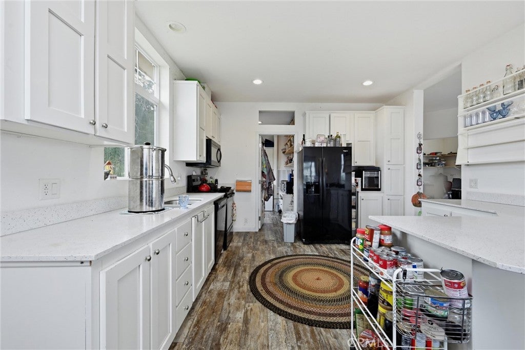 2950 Mira Vista Lane