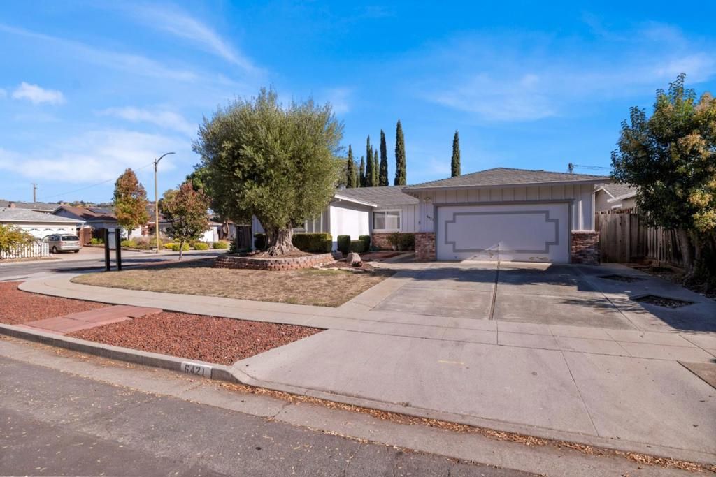 Photo of 6421 Montana Court, San Jose, CA 95120 (MLS # ML82024152)