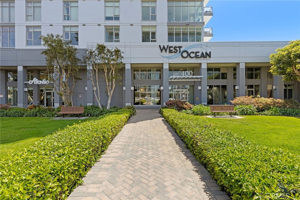 400 W Ocean Boulevard 1202