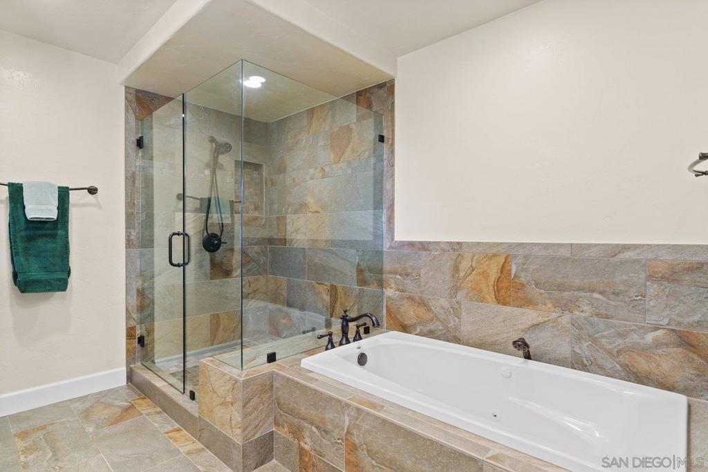 Ramona - Residential