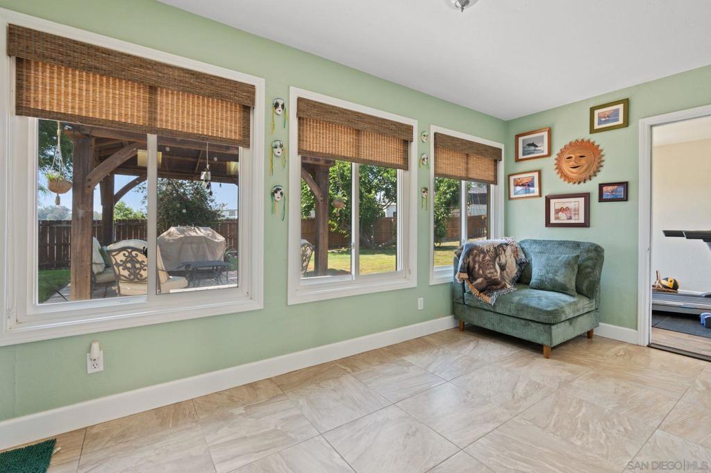 Ramona - Residential