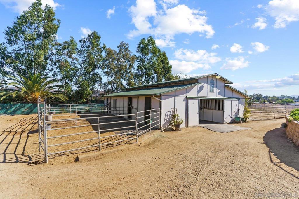 Ramona - Residential